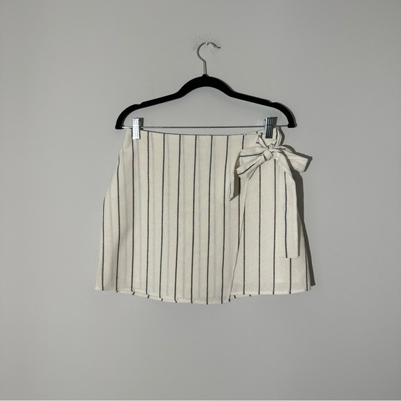 Forever 21 stripe skirt size M - Picture 1 of 3